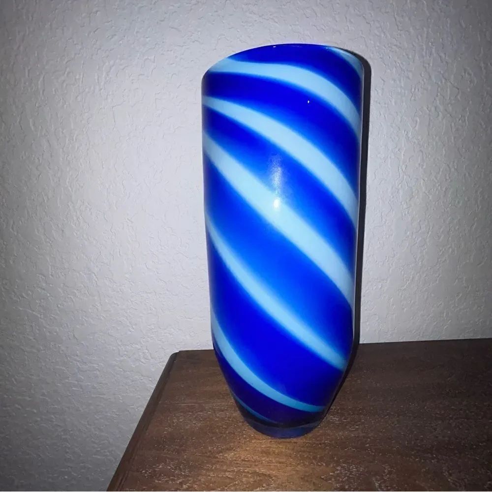 Glass Blown Stripe Swirl Glass Decorative Vase